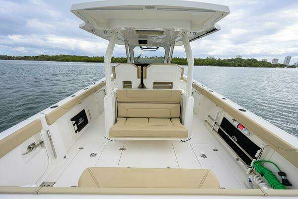 Pursuit S 328 Yacht For Sale