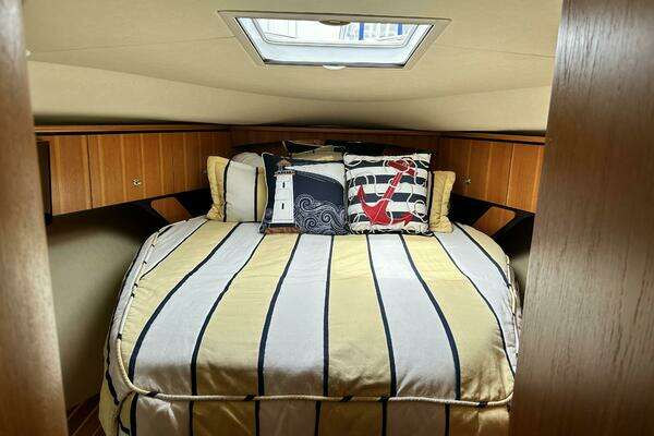 Tiara Yachts  Yacht For Sale