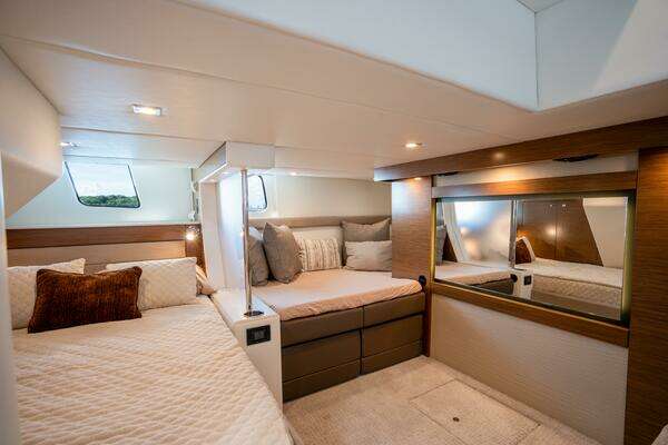 Cruisers Yachts 45 Cantius Yacht For Sale