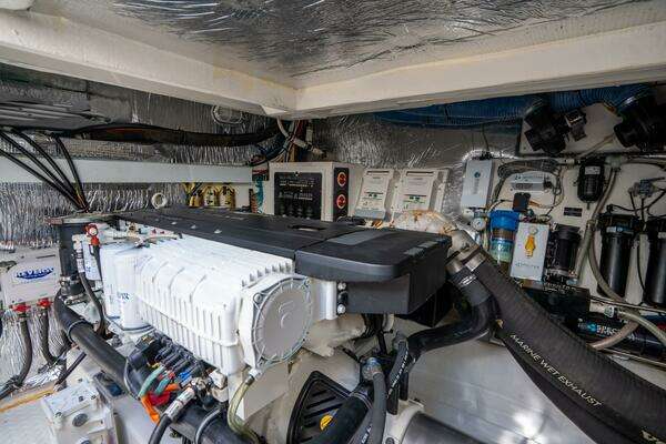 Cruisers Yachts 45 Cantius Yacht For Sale