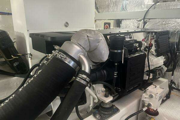 Cruisers Yachts 45 Cantius Yacht For Sale