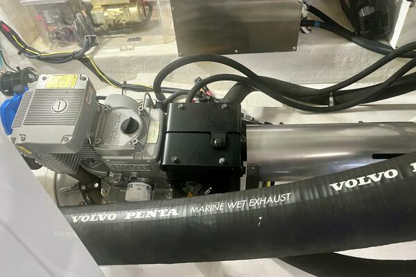 CHASSAN 45ft Cruisers Yachts Yacht For Sale