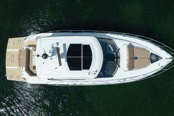 Cruisers Yachts 45 Cantius Yacht For Sale