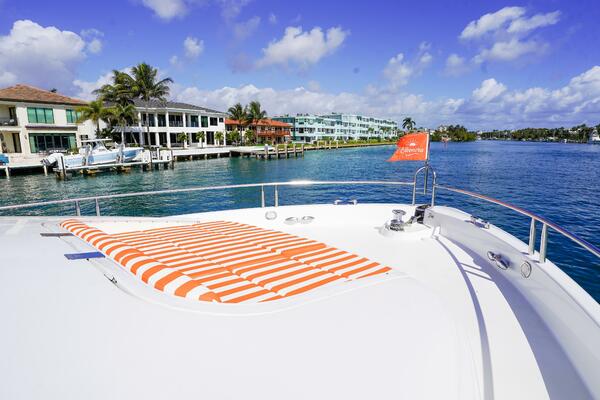 Eleonora  80ft Lazzara Yachts Yacht For Sale