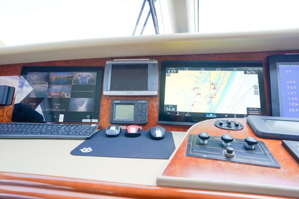 Eleonora  80ft Lazzara Yachts Yacht For Sale