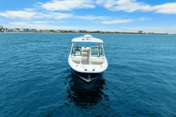 32ft Boston Whaler Yacht For Sale