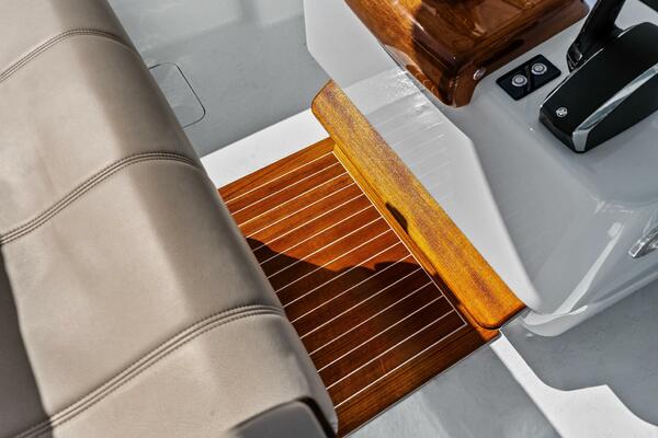 26ft Custom Yacht For Sale