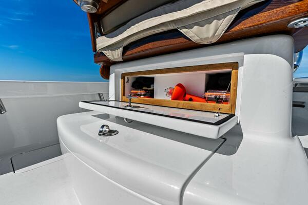 26ft Custom Yacht For Sale