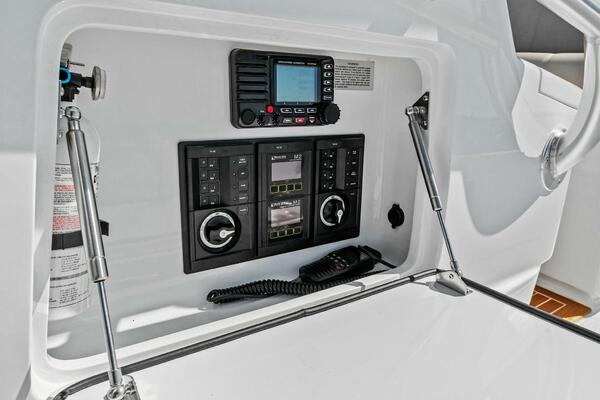 26ft Custom Yacht For Sale