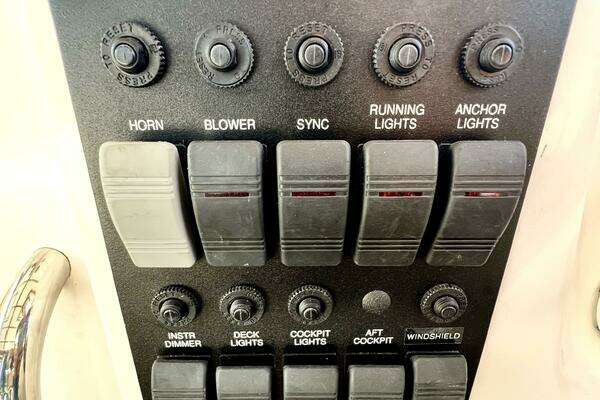 Sabre 38 Hard Top Express Yacht For Sale