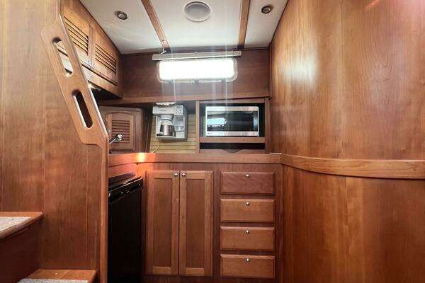 Sabre 38 Hard Top Express Yacht For Sale