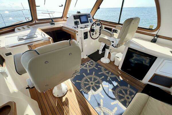 Sabre 38 Hard Top Express Yacht For Sale