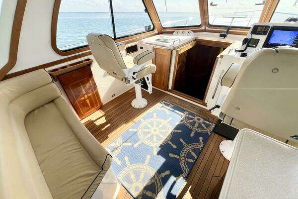 Sabre 38 Hard Top Express Yacht For Sale