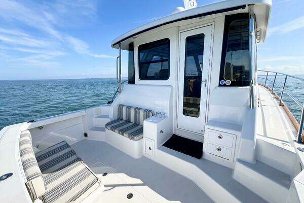 Sabre 38 Hard Top Express Yacht For Sale