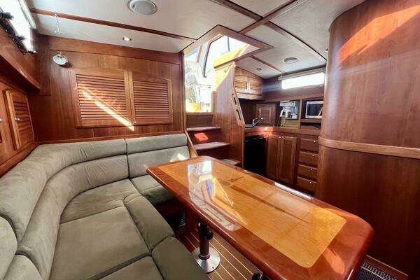Sabre 38 Hard Top Express Yacht For Sale
