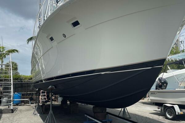 LAID BACK 46ft Bertram Yacht For Sale