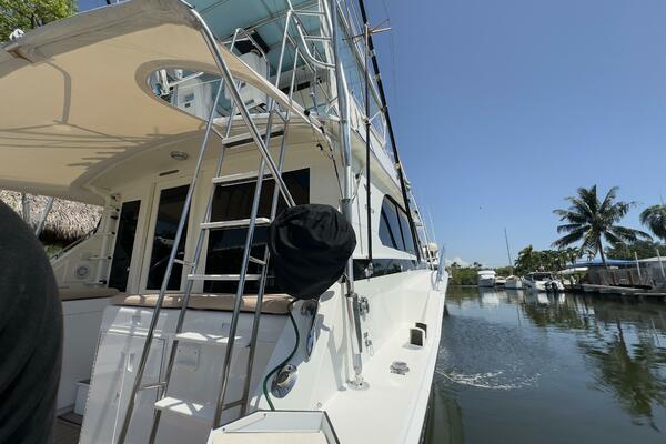 LAID BACK 46ft Bertram Yacht For Sale