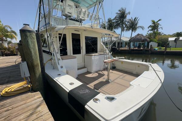 LAID BACK 46ft Bertram Yacht For Sale