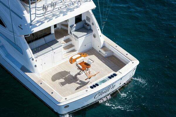 Photo of the 2003 Bertram 67 Convertible "Chill 'N"