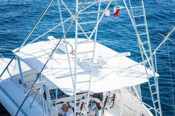 Bertram 67 Convertible Yacht For Sale
