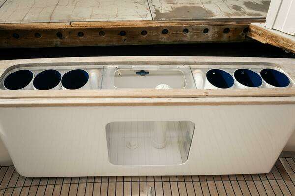 Bertram 67 Convertible Yacht For Sale