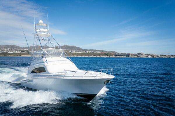 Bertram 67 Convertible Yacht For Sale