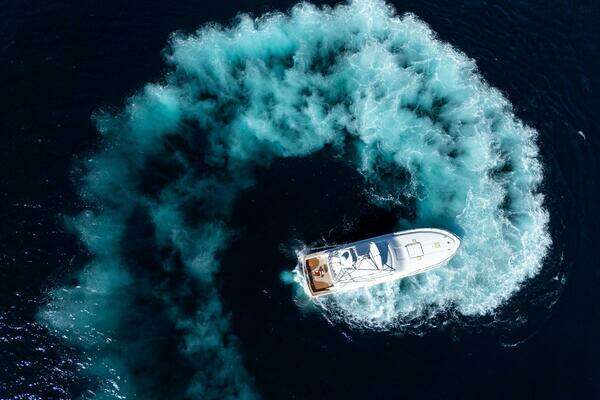 Bertram 67 Convertible Yacht For Sale