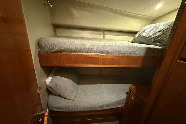 Bertram 67 Convertible Yacht For Sale