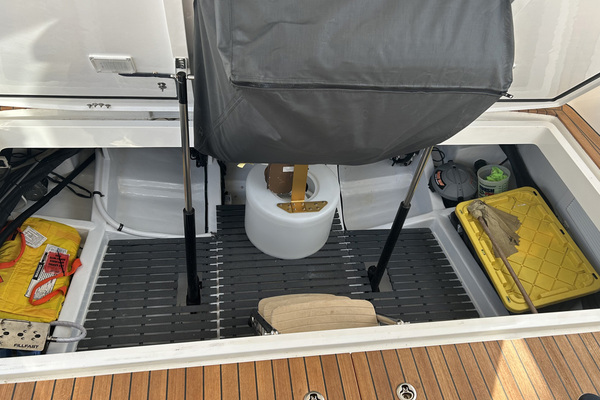 53ft MJM Yacht For Sale