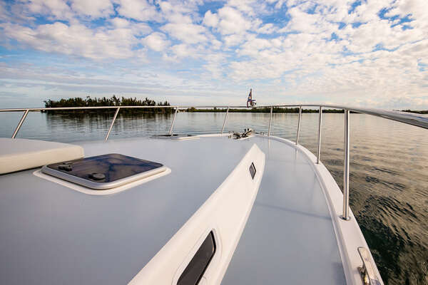 MJM 53Z Yacht For Sale