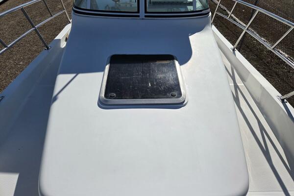 HuddaHoo 30ft True World Marine Yacht For Sale