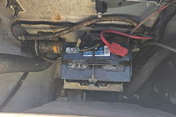 HuddaHoo 30ft True World Marine Yacht For Sale