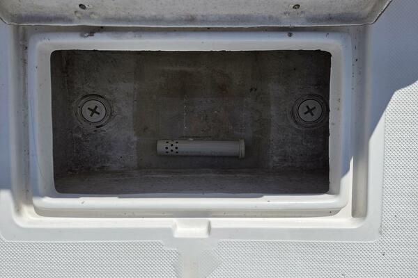 HuddaHoo 30ft True World Marine Yacht For Sale