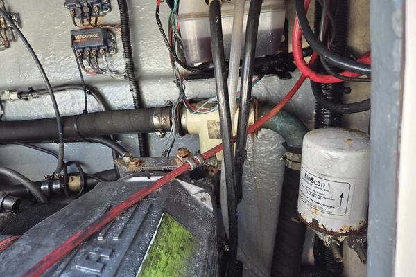 HuddaHoo 30ft True World Marine Yacht For Sale