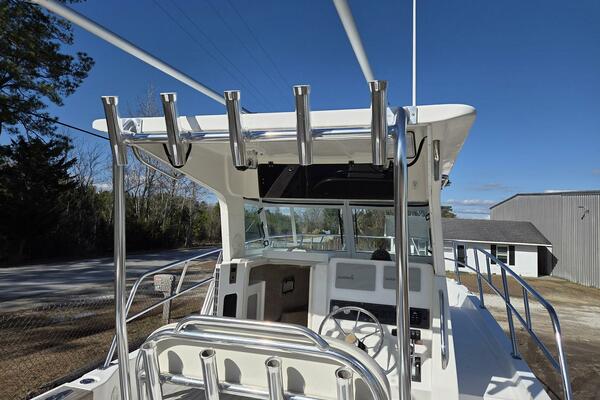 HuddaHoo 30ft True World Marine Yacht For Sale