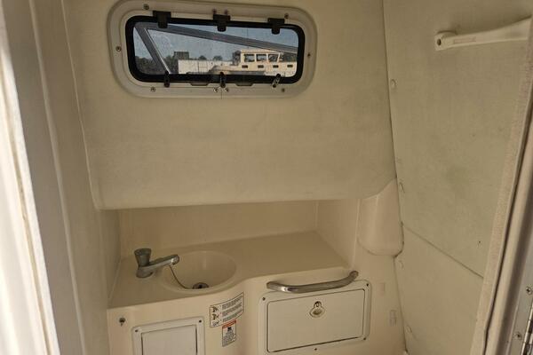 HuddaHoo 30ft True World Marine Yacht For Sale