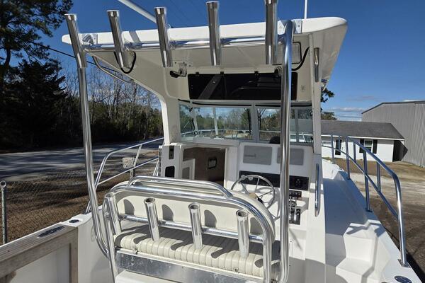 HuddaHoo 30ft True World Marine Yacht For Sale