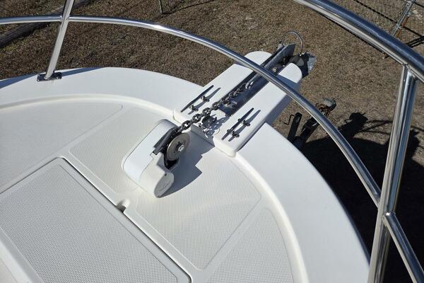 HuddaHoo 30ft True World Marine Yacht For Sale