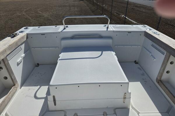 HuddaHoo 30ft True World Marine Yacht For Sale