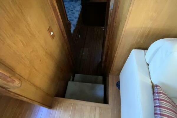 MAKIN MEMORIES 41ft President Yacht For Sale