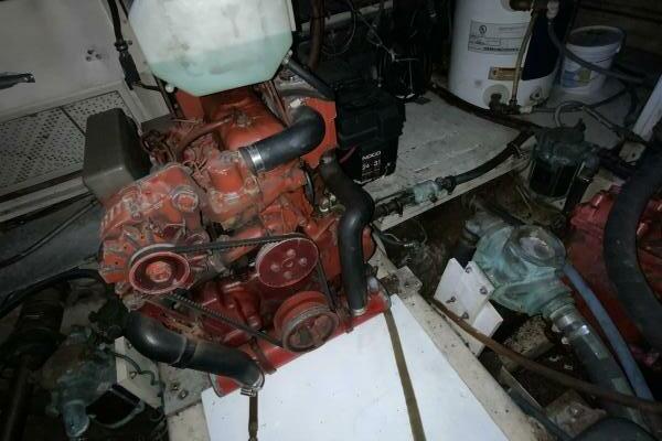 MAKIN MEMORIES 41ft President Yacht For Sale