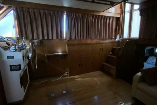 MAKIN MEMORIES 41ft President Yacht For Sale