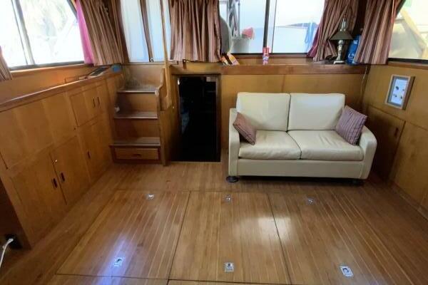 MAKIN MEMORIES 41ft President Yacht For Sale