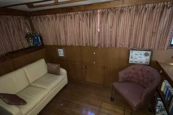 MAKIN MEMORIES 41ft President Yacht For Sale