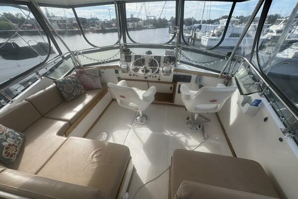 MAKIN MEMORIES 41ft President Yacht For Sale