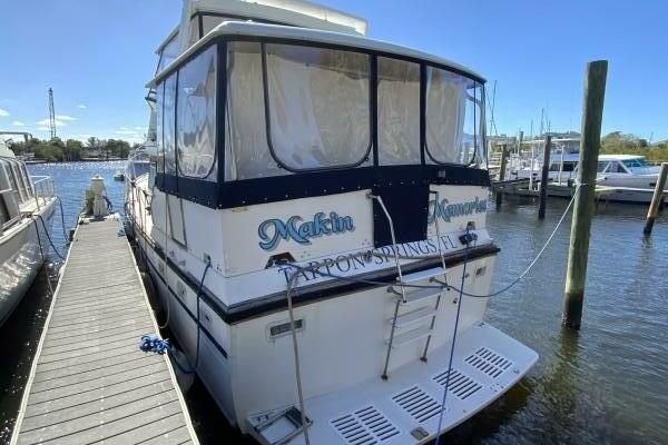 MAKIN MEMORIES 41ft President Yacht For Sale