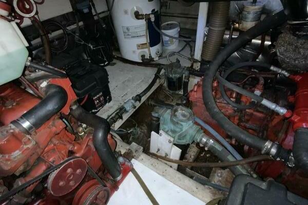 MAKIN MEMORIES 41ft President Yacht For Sale