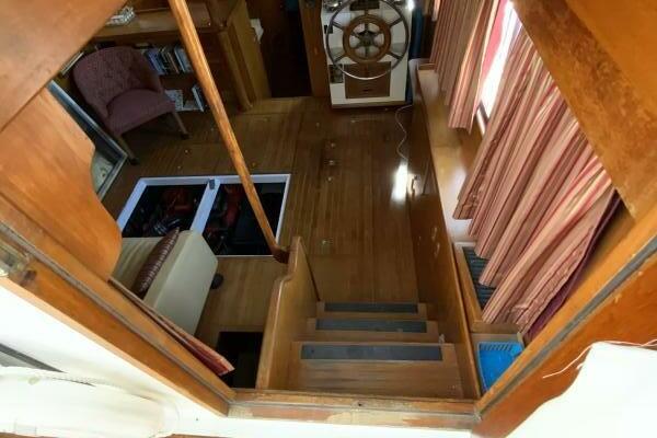 MAKIN MEMORIES 41ft President Yacht For Sale