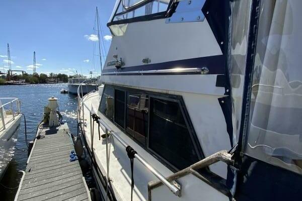 MAKIN MEMORIES 41ft President Yacht For Sale