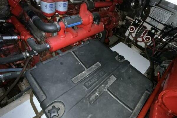 MAKIN MEMORIES 41ft President Yacht For Sale